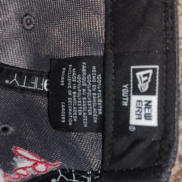 New Era 9Fifty Bare Honey Embroidered Snapback Hat Youth Gray - Picture 10 of 10